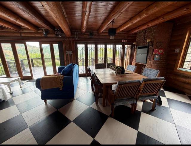 6 BEDROOM HOUSE FOR SALE IN PRESIDENTSRUS